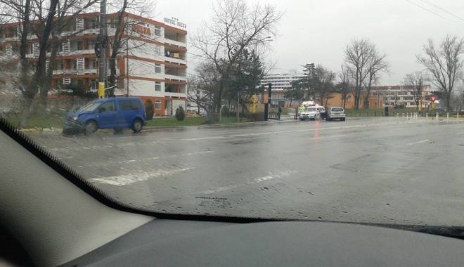 UPDATE / Accident rutier în stațiunea Mamaia - 11018887102046509996878556565981-1426845772.jpg