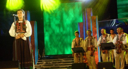 Ina Ioana Todoran nu se poate bucura de mașina câștigată la festival - 1109171419a1b66ae0d9168429adfb61.jpg