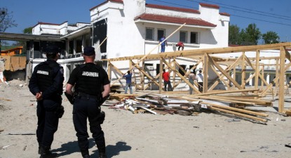 Demolările au continuat în stațiunea Mamaia - 118f120e664e30d7394651a361a902f2.jpg