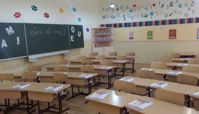 Circa 1.000 de elevi constănțeni nu au făcut azi cursuri - 11990679103252682345939769296834-1484747265.jpg