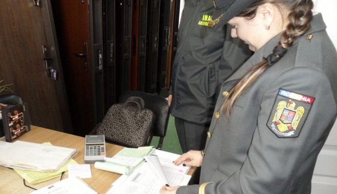 11 firme au fost amendate de Fisc pentru încălcarea ordonanțelor militare - 11firmeaufostamendatedefisc-1585924448.jpg