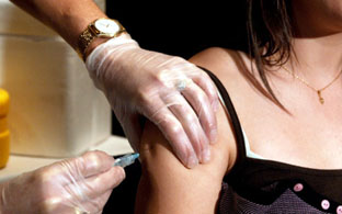 Vaccinarea, în funcție de destinația de vacanță - 11iuniemediculvaccin-1339424447.jpg