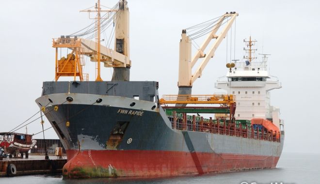 11 marinari au fost eliberați de pirații nigerieni - 11marinariaufosteliberatidepirat-1527511950.jpg