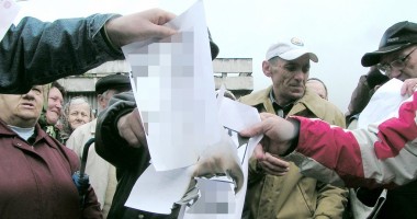 Apeluri de la cetățeni - 11octfondnemultumiri1349971817-1351548034.jpg