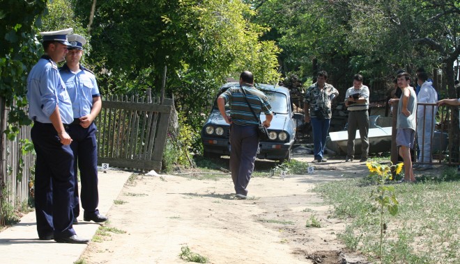 Femeia care și-a îngropat fătul în curte, anchetată pentru profanare de cadavre - 11septembrienuepruncucidere33-1410435991.jpg
