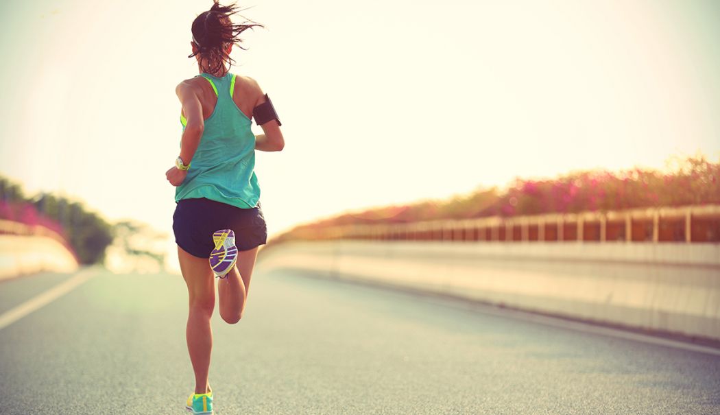 Alertă de la Organizația Mondială a Sănătății! Aproximativ un sfert din populația adultă globală, afectată - 1200womanrunningonroad-1714219608.jpg