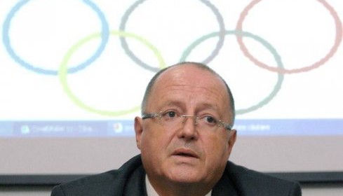 Ion Dobrescu despre sporturile de iarnă din țara noastră - 1202iarna-1392214742.jpg
