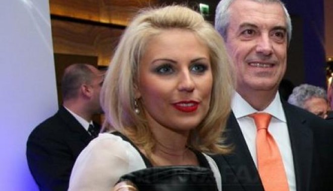 Divorț rapid în familia Tăriceanu - 12103calinsiioanatariceanu1-1315775190.jpg