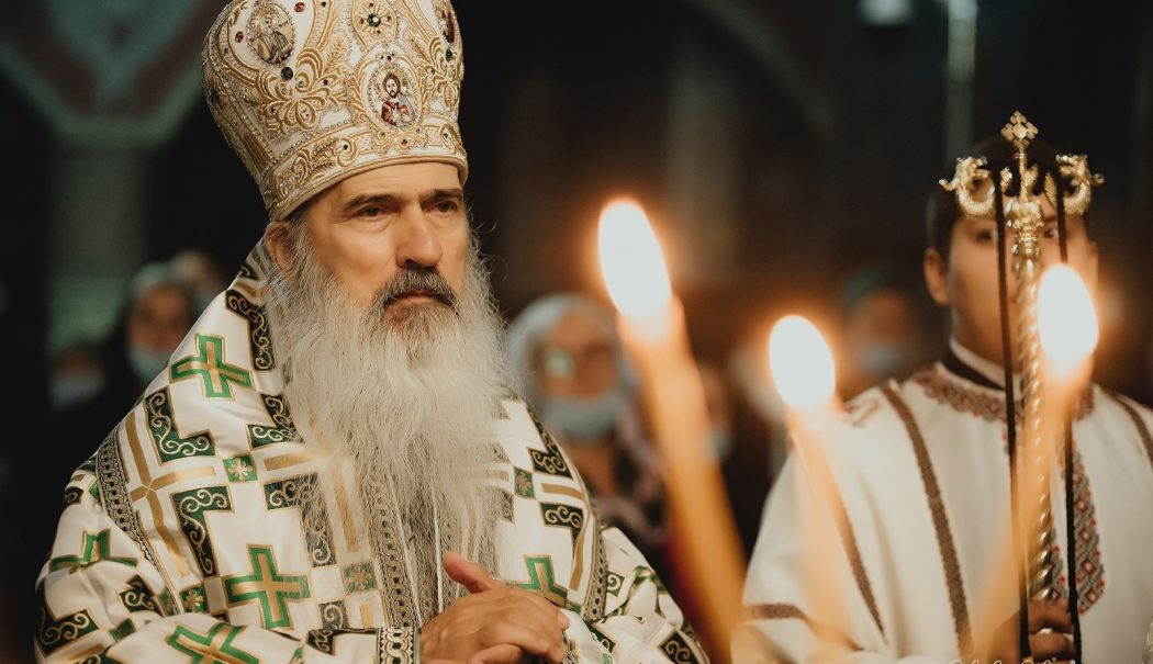 IPS Teodosie participă la proclamarea generală de canonizare a 16 noi sfinți, la Patriarhia Română