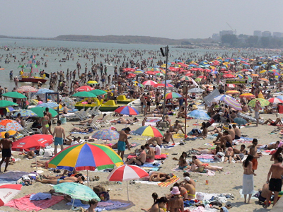 Cu 12% mai mulți turiști în luna iulie - 1307250896a1-1346655574.jpg