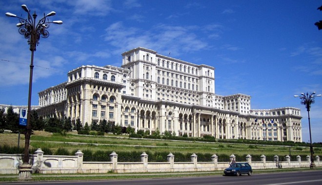 La Palatul Parlamentului: Forumul Economic și Comercial China-Europa Centrală și de Est - 1313225519palatulparlamentului-1385372011.jpg