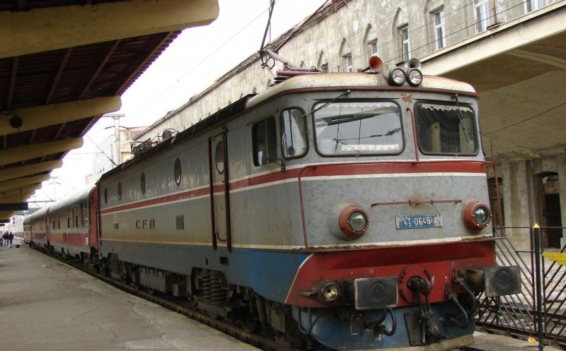 Ceferiștii amenință cu oprirea activității dacă trenurile anulate nu sunt repuse în circulație