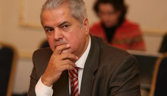 Adrian Năstase, condamnat la doi ani de închisoare în dosarul 