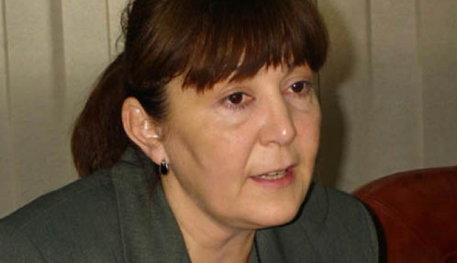 Monica Macovei, singurul europarlamentar român care primește un premiu la gala Revistei Parlamentului European - 1342939419maco-1348664809.jpg