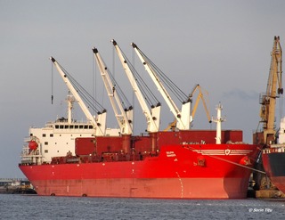 134 de pachete cu cocaină au fost găsite ascunse în minereul de pe o navă - 134depachetecucocainaaufostgasit-1574688138.jpg