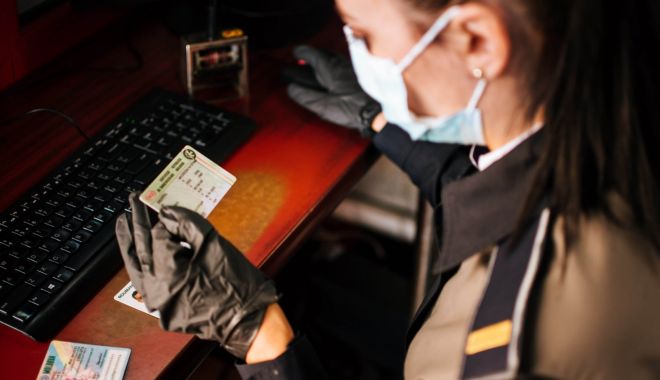 Cărțile de identitate cu cip, eliberate într-un proiect pilot, în Cluj Napoca - 13548692336737232193404997950574-1627806074.jpg