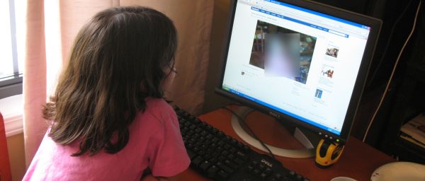 Mămici, fiți cu ochii-n patru! PEDOFILI cu PROFIL DE FATĂ FAC RAVAGII pe FACEBOOK - 135843-1471432245.jpg