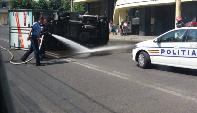 GRAV ACCIDENT RUTIER ÎN CONSTANȚA. Două victime transportate la spital - 13681778116140704054874718315223-1468758813.jpg
