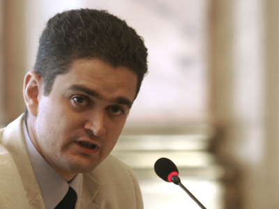 Paleologu a cerut PDL, în plenul reunit, să aprobe prezența Regelui Mihai în Parlament - 138270theodorpaleologu-1316515584.jpg