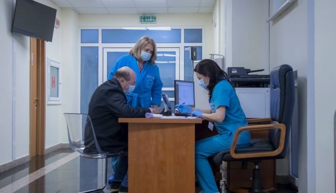 GALERIE FOTO / Traian Băsescu s-a vaccinat - 13960329952103921589786366415627-1610811829.jpg