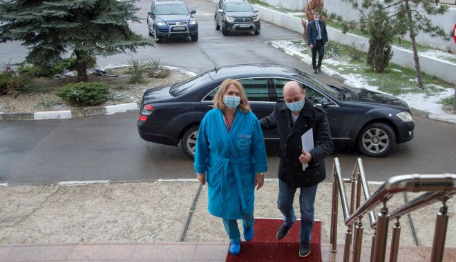 GALERIE FOTO / Traian Băsescu s-a vaccinat - 13963689852103926023119252412085-1610811789.jpg