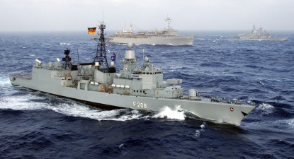 Peste 100 de nave cu români trec prin zona operațiunilor militare - 13e0c58160370f4f3c24dd99c9cf6098.jpg