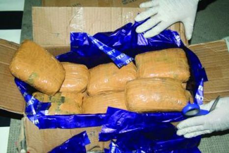 Prinși în flagrant cu 40 de kilograme de heroină - 13iunieheroina-1339570892.jpg