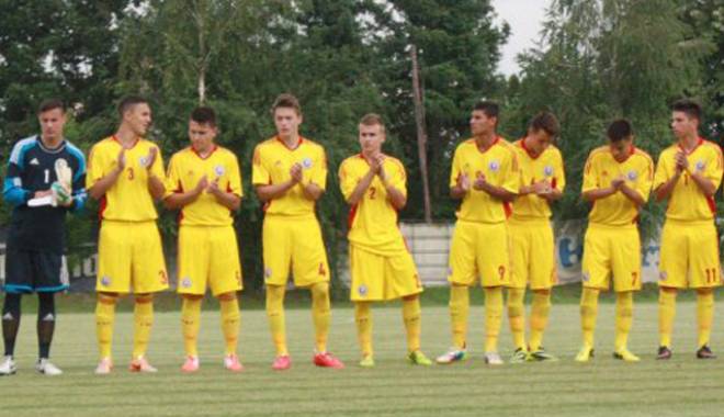 Test util pentru fotbaliștii Academiei Hagi - 13jucatoriacademieselectionatesu-1417542106.jpg