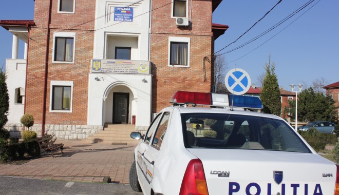 Update. RĂFUIALĂ între POLIȚIȘTI LOCALI, în județul Constanța - 13octombriebataiepolitistilocali-1413187534.jpg