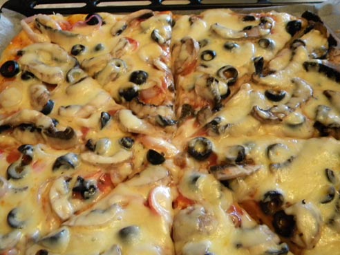 Pizza cu legume - 13septpizzalegume-1315930246.jpg
