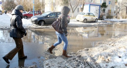 Ploi și temperaturi pozitive în ajunul Crăciunului - 141f784f9d5f94e4b73e355ee69343ee.jpg