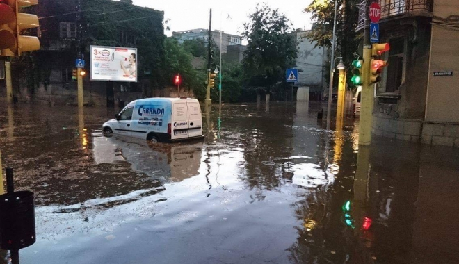 Echipele RAJA, pregătite să intervină în caz de inundații - 14393855120852707583674321254400-1474274868.jpg