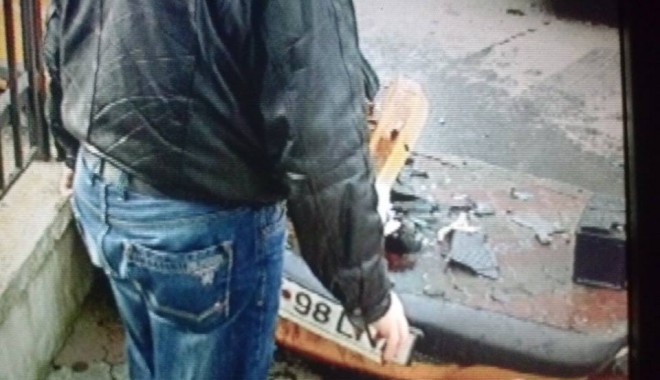 Accident rutier GRAV în județul Constanța. Un TIR a spulberat o DACIA! Galerie FOTO și VIDEO - 1451571570365479703404560563636n-1385644607.jpg