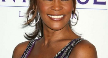 Whitney Houston a fost internată într-un spital din Paris - 1484f27b204f3dcedc480bfcbd1266ec.jpg