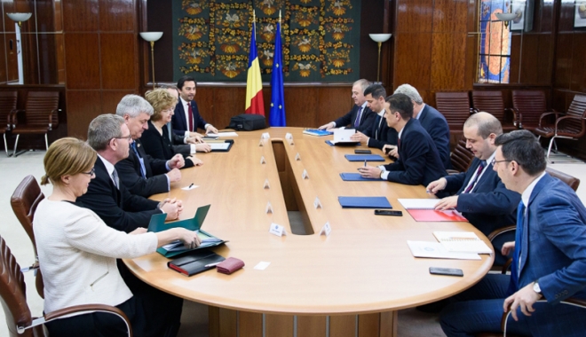 Premierul României s-a întâlnit cu reprezentanții ExxonMobil și OMV Petrom - 1488200120bigspf0223-1488218699.jpg