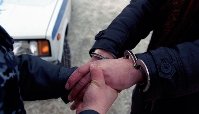 Mandat de arestare în lipsă pe numele unui individ care a bătut crunt un paznic CFR - 14apriliearestatinlipsatalhariep-1397483613.jpg
