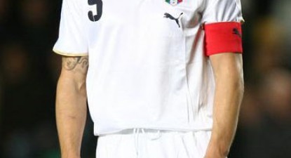 Cannavaro s-a transferat la Al-Ahli - 14dece81fc72843212ea6cc81558dd1a.jpg