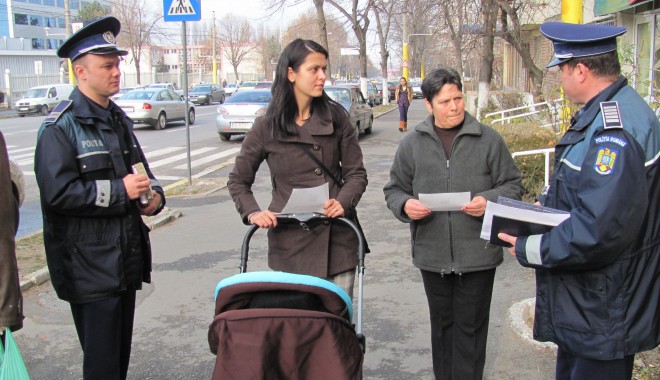 Polițiștii constănțeni vor să prevină tâlhăriile - 14decembriepolitistipreveniretal-1323874060.jpg