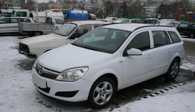 Șofer cu acte false, în plasa Gărzii de Coastă - 14februariegardaactefalsificate-1329210903.jpg