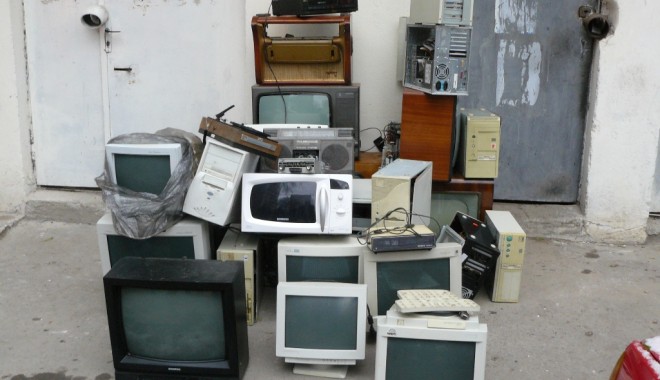 Sâmbătă și duminică/ Nouă puncte de colectare a deșeurilor electrice și electronice în Constanța - 1512colectare20deseuri20009-1349862203.jpg