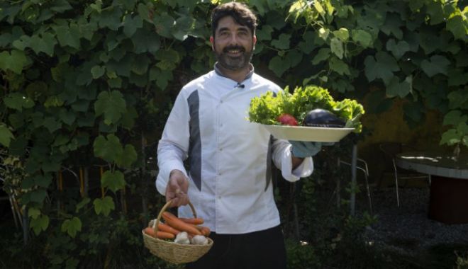 Un întreg orășel din Spania a intrat la dietă. Localnicii vor să slăbească în total 100 de mii de kilograme - 1538033299000198733-1542963170.jpg