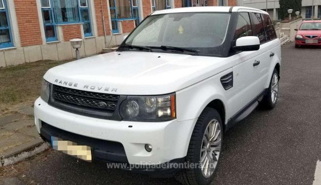 Land Rover cu seria de șasiu modificată, descoperit frontieră - 15432241971653477s4-1543228844.jpg