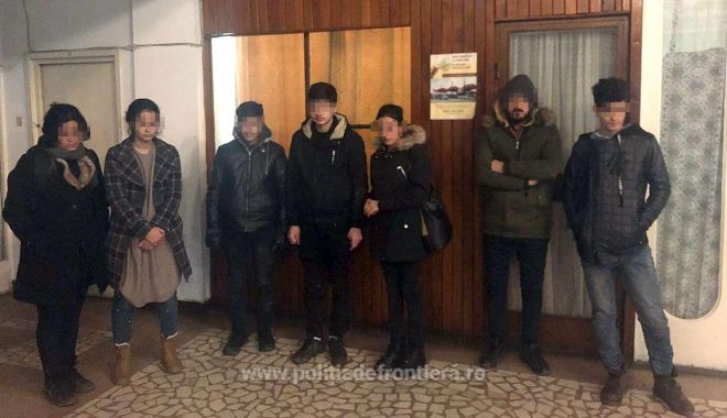 Șapte cetățeni sirieni și irakieni ascunși într-un automarfar, depistați de polițiștii de frontieră - 15481442832655162s4-1548150424.jpg