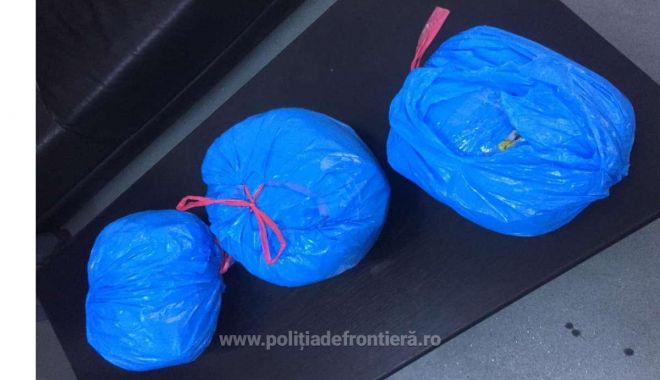 3,5 kilograme de canabis, descoperite în rucsacul unui bărbat - 1550039214915212s4-1550053447.jpg