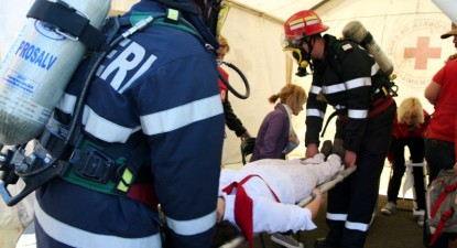 Județul Constanța, amenințat de toate riscurile naturale și biologice, de la tsunami până la poluare nucleară - 15d8fddbc12a7572e1001984365f8706.jpg