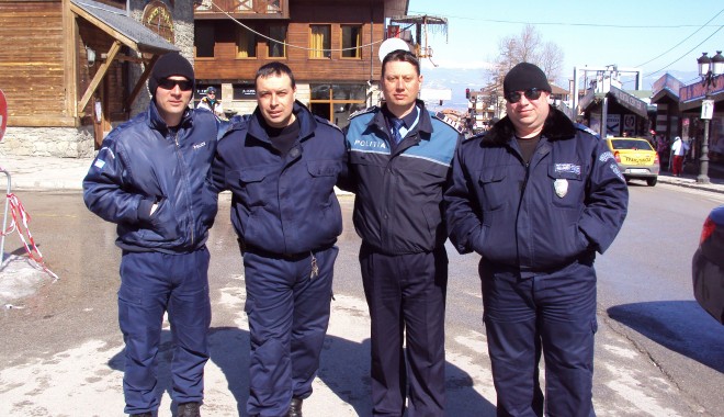 Polițiști români, detașați în Bulgaria de sărbătorile de iarnă - 15decembriepolitistibulgaria-1387108508.jpg