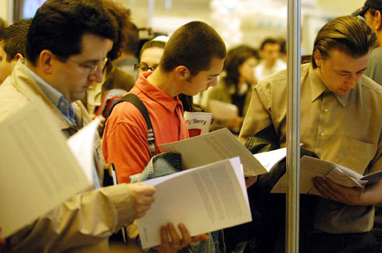 Prelungirea contractului de muncă  pe durată determinată - 15ianprelungirecontract-1389797790.jpg
