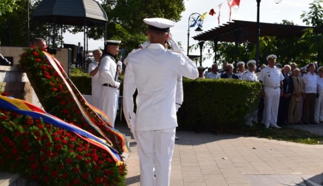 Eroii marinei militare, comemorați de Statul Major al Forțelor Navale - 15m-1510228102.jpg