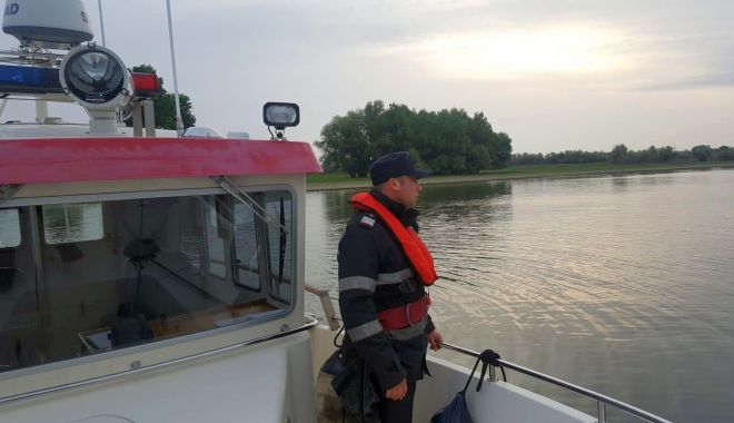 DISPĂRUT ÎN DUNĂRE, căutat de pompieri - 15maitulceadisparutsursaisutulce-1589526222.jpg