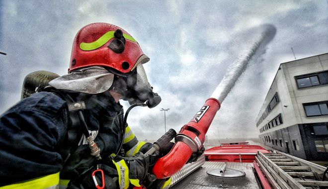 Peste 200 de intervenții ale pompierilor militari constănțeni, în ultimele zile - 1605078604819-1672131298.jpg